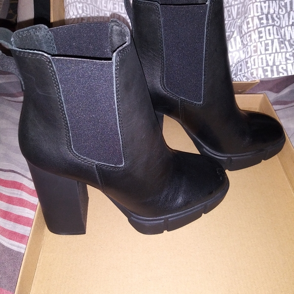 Booties - Picture 4 of 7